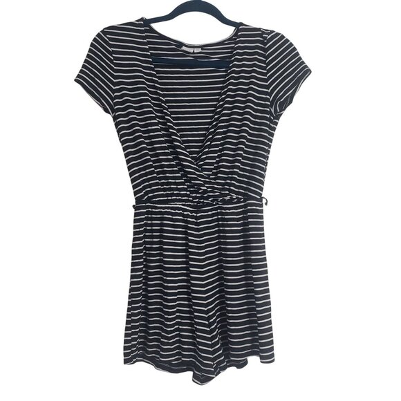 Gap Womens‎ XS Black White Striped Short-Sleeve Wrap-Style Romper Casual Summer - Picture 1 of 6